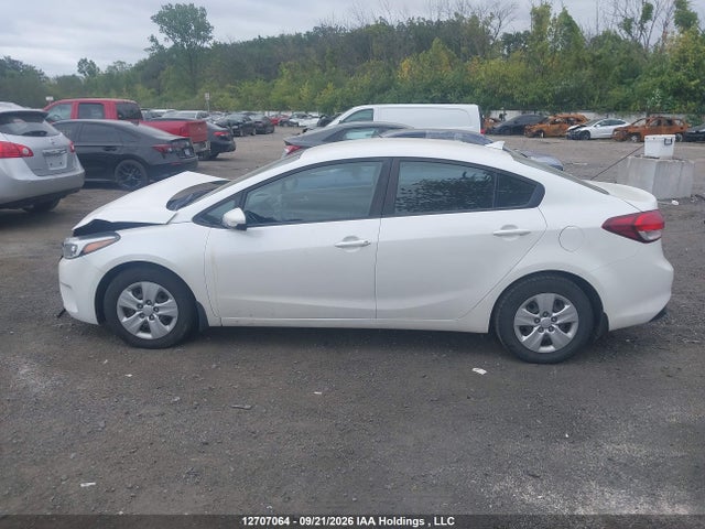 KIA FORTE LX 2017 3KPFK4A77HE120405 Image 14