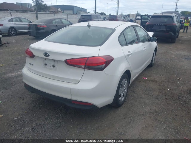 KIA FORTE LX 2017 3KPFK4A77HE120405 Image 4