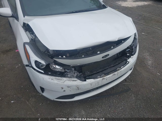 KIA FORTE LX 2017 3KPFK4A77HE120405 Image 6
