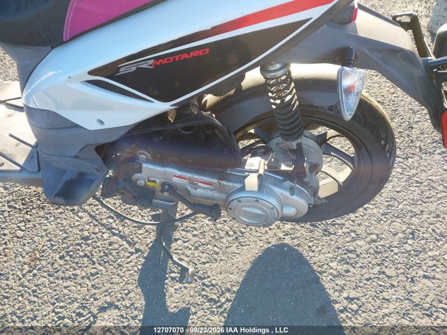 Aukcja sprzedaży 2017 Aprilia Sr Motard 50, vin: ZD4C506B9H4001938, numer aukcji: 12707070