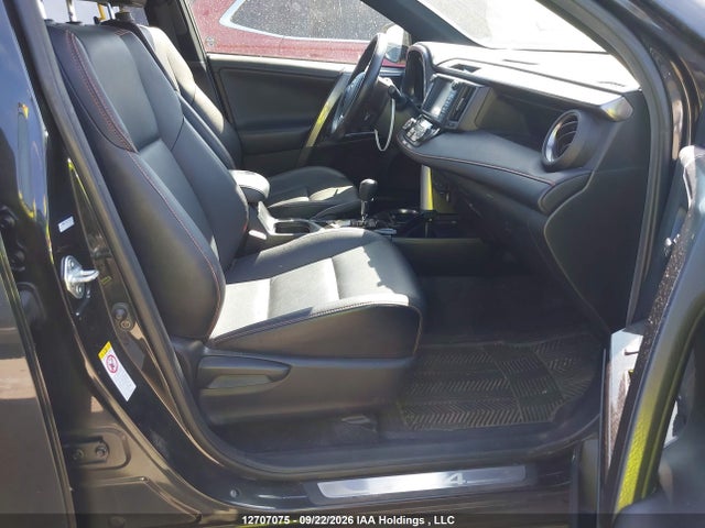 JTMJJREV7JD209322 Toyota Rav4 Hybrid Se
