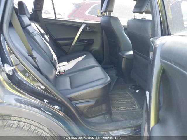JTMJJREV7JD209322 Toyota Rav4 Hybrid Se