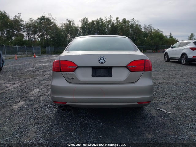 Продажа на аукционе авто 2013 Volkswagen Jetta 2.0l Trendline/2.0l Trendline+, vin: 3VW2K7AJ9DM209322, номер лота: 12707090