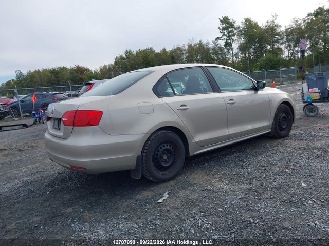 Продажа на аукционе авто 2013 Volkswagen Jetta 2.0l Trendline/2.0l Trendline+, vin: 3VW2K7AJ9DM209322, номер лота: 12707090