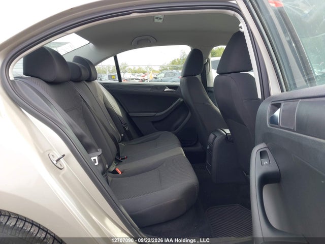 Продажа на аукционе авто 2013 Volkswagen Jetta 2.0l Trendline/2.0l Trendline+, vin: 3VW2K7AJ9DM209322, номер лота: 12707090