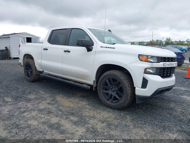 2021 Chevrolet Silverado 1500 Custom მანქანა იყიდება აუქციონზე, vin: 1GCUYBEF9MZ420862, აუქციონის ნომერი: 12707095