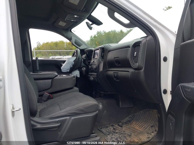 12707095 :رقم المزاد ، 1GCUYBEF9MZ420862 vin ، 2021 Chevrolet Silverado 1500 Custom مزاد بيع