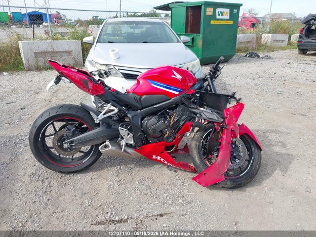 MLHRH1564T5200192 Honda CBR650 R