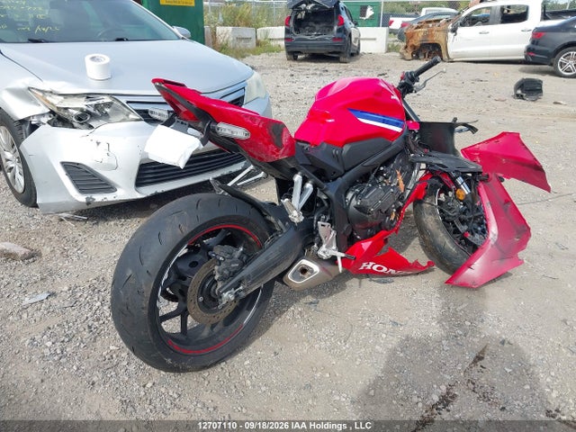 MLHRH1564T5200192 Honda CBR650 R