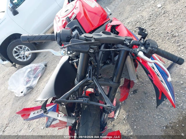 MLHRH1564T5200192 Honda CBR650 R