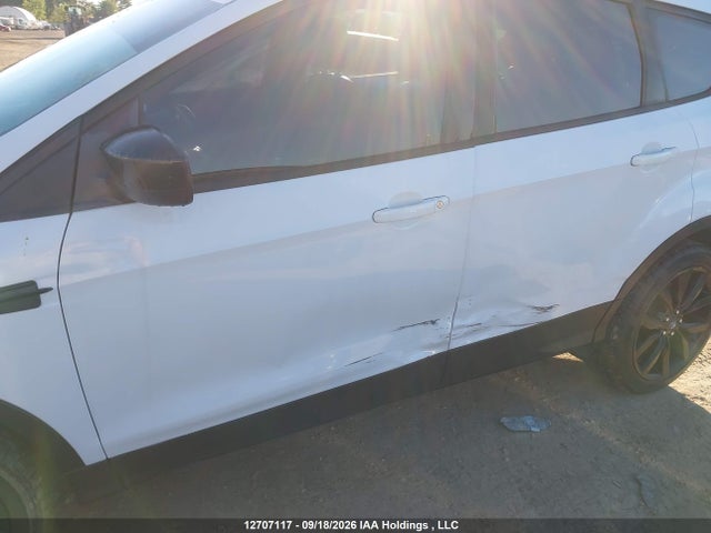 Продаж на аукціоні авто 2017 Ford Escape Se, vin: 1FMCU9G98HUD69599, номер лоту: 12707117