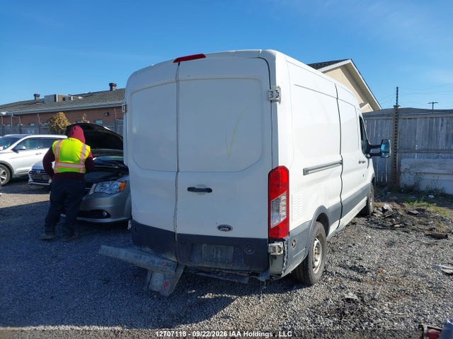Ford Transit-250 2017 1FTYR2CM5HKA93200 Image 4