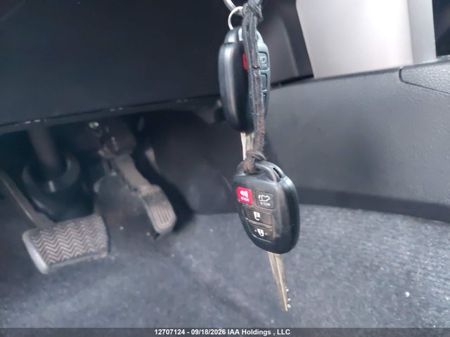 Toyota Rav4 Xle 2016 2T3WFREV7GW237799 Image 11