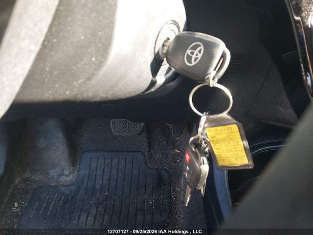 Toyota PRIUS C 2019 JTDKDTB32K1629861 Image 11
