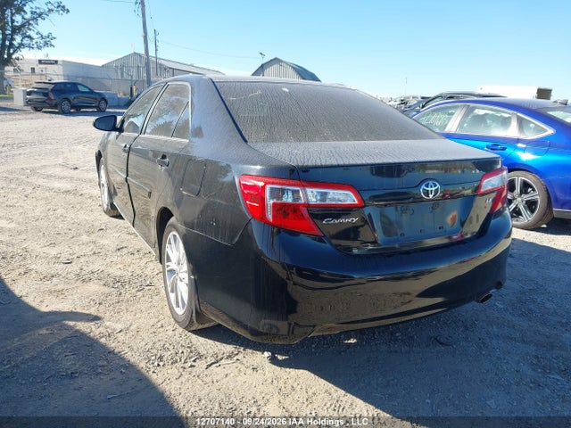 4T1BF1FK4EU332797 Toyota CAMRY LE