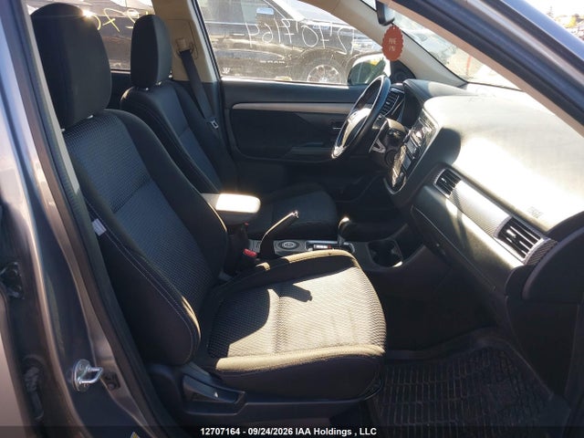 2016 Mitsubishi Outlander Se/sel მანქანა იყიდება აუქციონზე, vin: JA4JZ3AX2GZ609579, აუქციონის ნომერი: 12707164