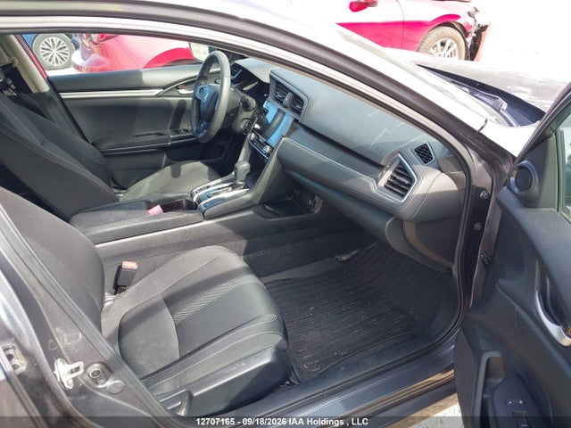 2HGFC2F58KH005995 Honda Civic Lx