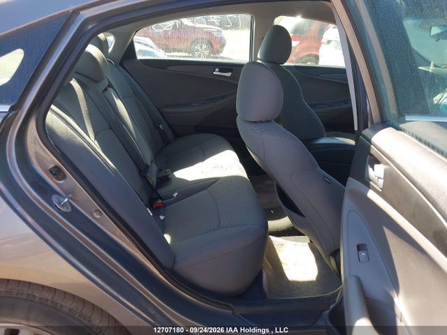 2012 Hyundai Sonata Gls მანქანა იყიდება აუქციონზე, vin: 5NPEB4AC2CH490206, აუქციონის ნომერი: 12707180