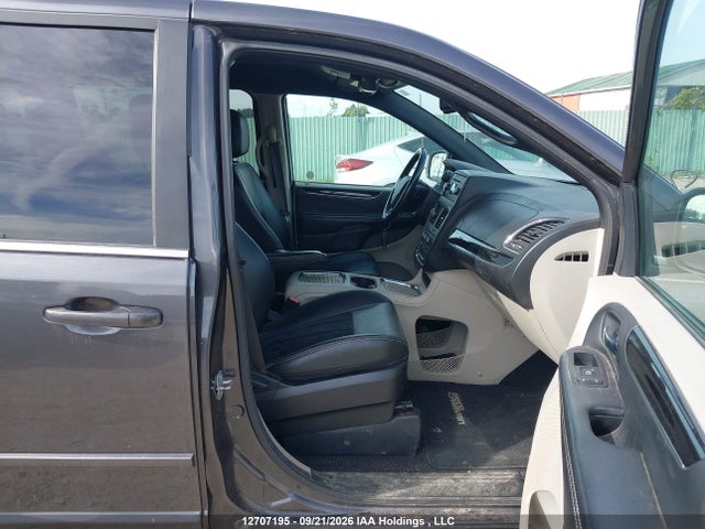 12707195 :رقم المزاد ، 2C4RDGBG4GR192974 vin ، 2016 Dodge Caravan مزاد بيع