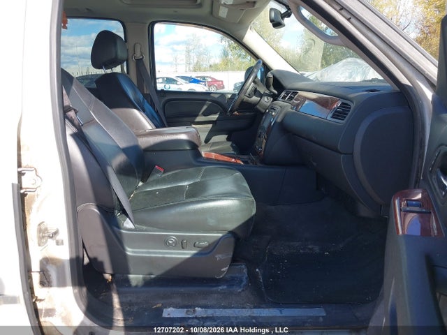12707202 :رقم المزاد ، 3GNTKGE79CG120392 vin ، 2012 Chevrolet Avalanche Ltz مزاد بيع