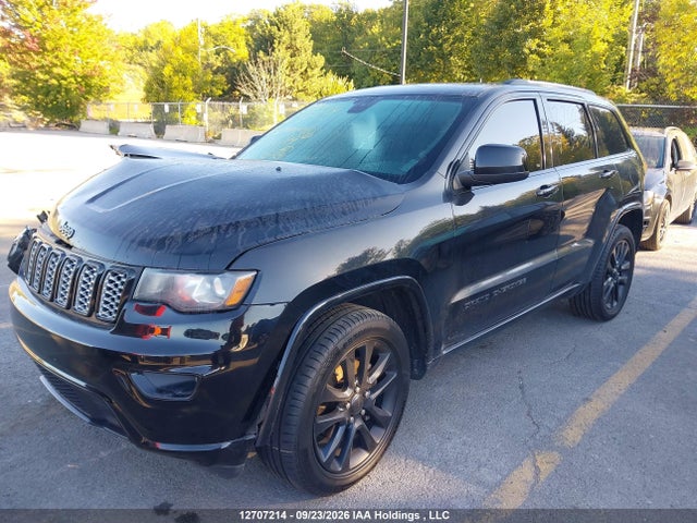 2018 Jeep Grand Cherokee Laredo მანქანა იყიდება აუქციონზე, vin: 1C4RJFAG7JC355394, აუქციონის ნომერი: 12707214