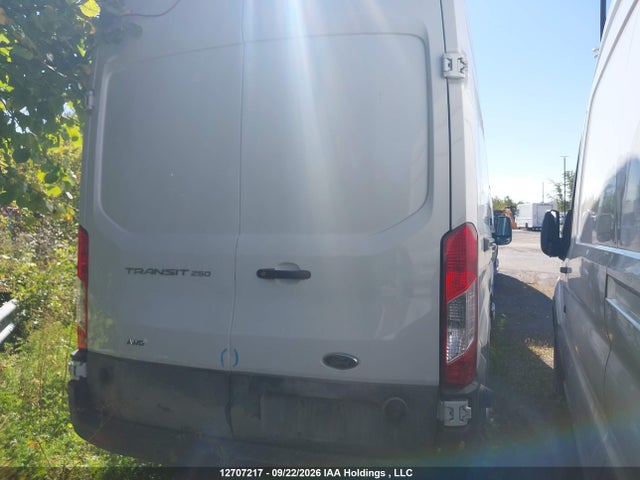 Ford Transit T-250 2025 1FTBR2X81SKA62276 Image 4