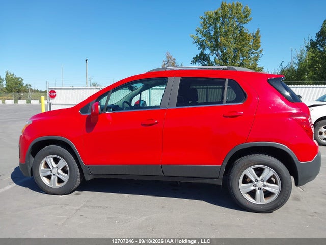 3GNCJPSB6GL268699 Chevrolet Trax Lt