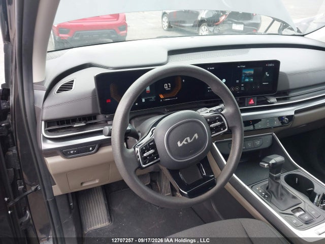 Продажа на аукционе авто 2025 Kia Carnival Lx/lxs, vin: KNDNB5K33S6539927, номер лота: 12707257