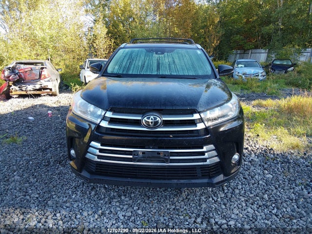 2017 Toyota Highlander Limited/ltd Platinum მანქანა იყიდება აუქციონზე, vin: 5TDDZRFH4HS376640, აუქციონის ნომერი: 12707290