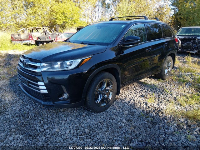 2017 Toyota Highlander Limited/ltd Platinum მანქანა იყიდება აუქციონზე, vin: 5TDDZRFH4HS376640, აუქციონის ნომერი: 12707290