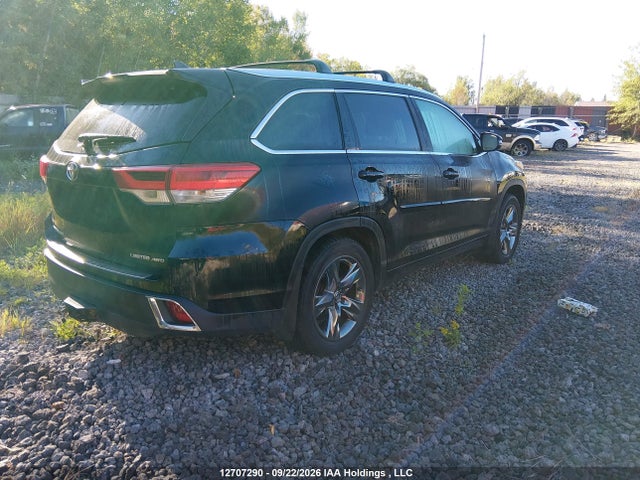 2017 Toyota Highlander Limited/ltd Platinum მანქანა იყიდება აუქციონზე, vin: 5TDDZRFH4HS376640, აუქციონის ნომერი: 12707290