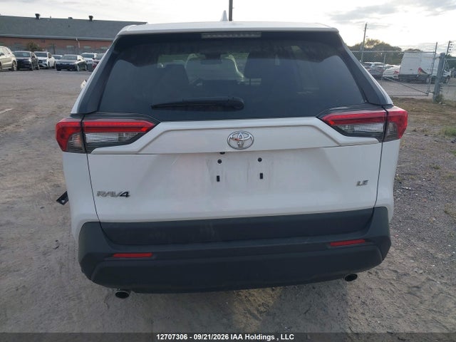 12707306 :رقم المزاد ، 2T3Z1RFV6NW195584 vin ، 2022 Toyota Rav4 Le مزاد بيع
