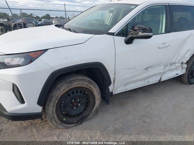 12707306 :رقم المزاد ، 2T3Z1RFV6NW195584 vin ، 2022 Toyota Rav4 Le مزاد بيع