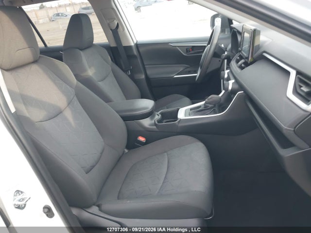 12707306 :رقم المزاد ، 2T3Z1RFV6NW195584 vin ، 2022 Toyota Rav4 Le مزاد بيع