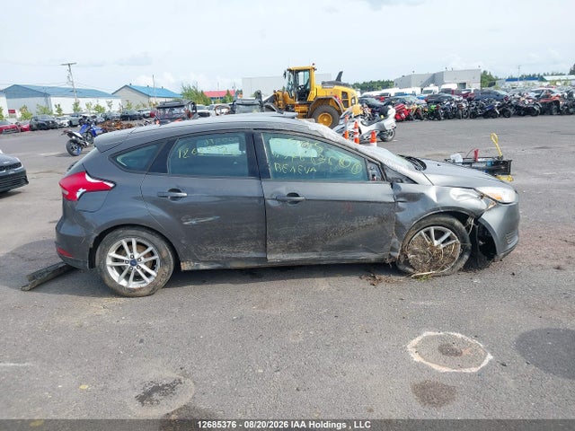 Ford FOCUS SE 2015 1FADP3K29FL376836 Image 13