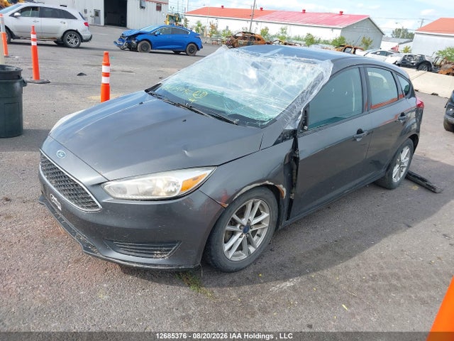 Ford FOCUS SE 2015 1FADP3K29FL376836 Image 2