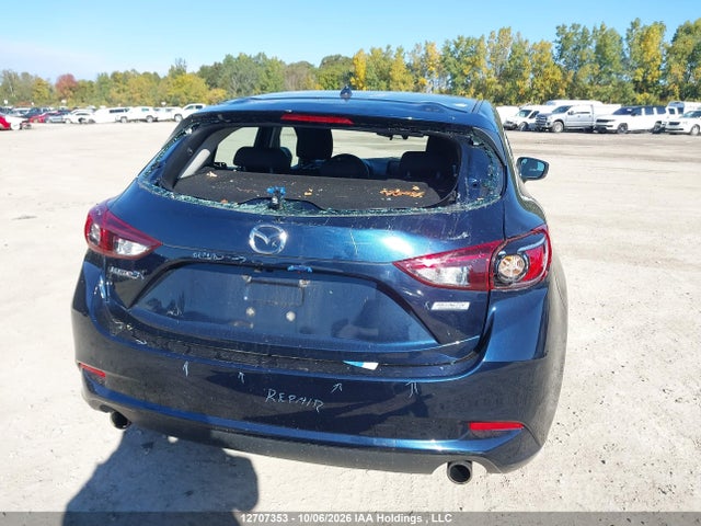 Aukcja sprzedaży 2018 Mazda Mazda3 50th Anniversary Edition/gs, vin: 3MZBN1L75JM227222, numer aukcji: 12707353