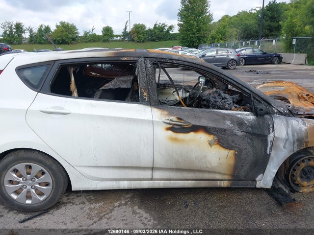 KMHCT5AE5GU256466 Hyundai ACCENT GL
