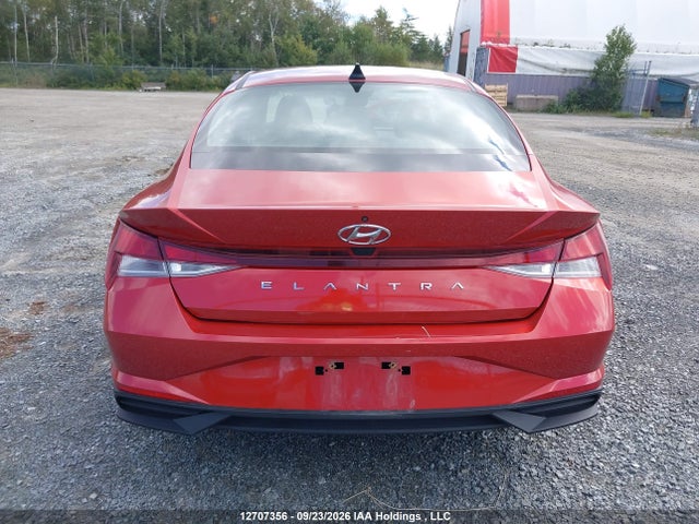 12707356 :رقم المزاد ، KMHLM4AG5NU326019 vin ، 2022 Hyundai Elantra Preferred Ivt مزاد بيع