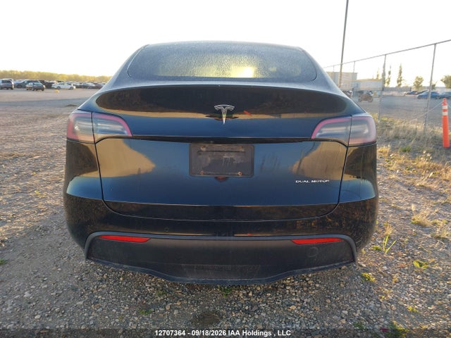 2022 Tesla Model Y Long Range მანქანა იყიდება აუქციონზე, vin: 7SAYGDEE5NF469395, აუქციონის ნომერი: 12707364