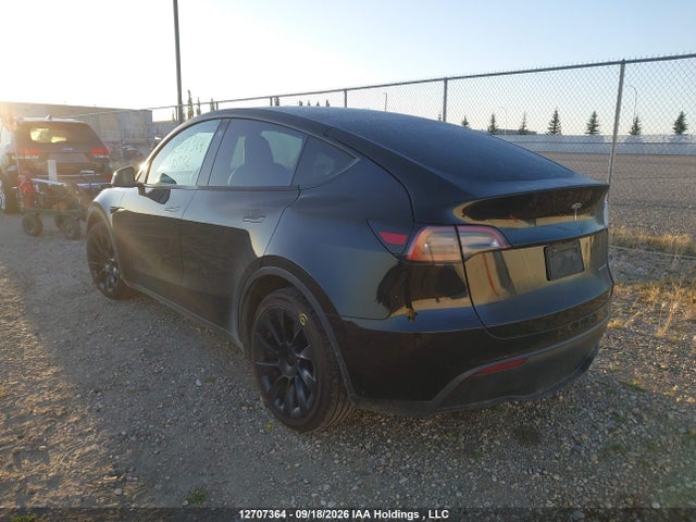 2022 Tesla Model Y Long Range მანქანა იყიდება აუქციონზე, vin: 7SAYGDEE5NF469395, აუქციონის ნომერი: 12707364