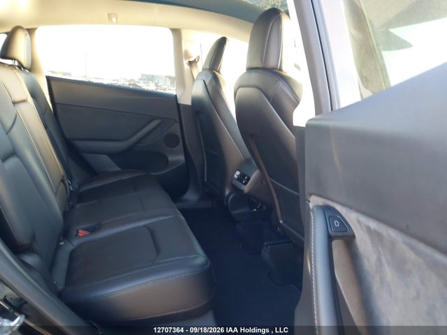 2022 Tesla Model Y Long Range მანქანა იყიდება აუქციონზე, vin: 7SAYGDEE5NF469395, აუქციონის ნომერი: 12707364