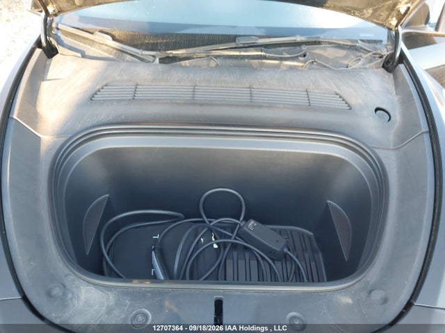2022 Tesla Model Y Long Range მანქანა იყიდება აუქციონზე, vin: 7SAYGDEE5NF469395, აუქციონის ნომერი: 12707364