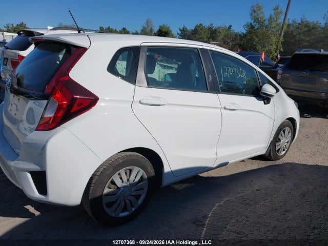 Honda Fit 2016 3HGGK5H51GM106911 Image 13