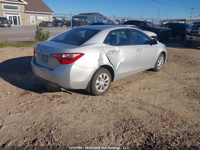 Toyota COROLLA CE 2018 2T1BURHE6JC102363 Image 4