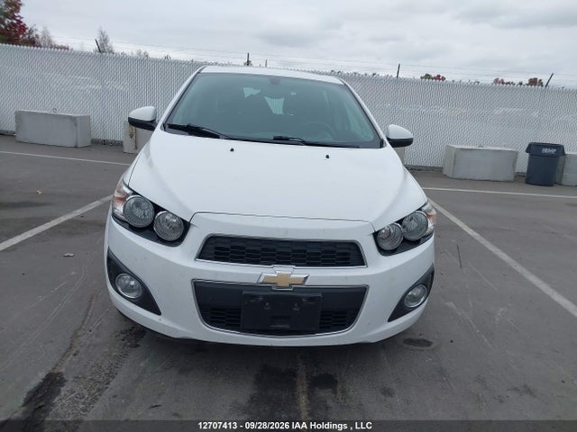 2015 Chevrolet Sonic მანქანა იყიდება აუქციონზე, vin: 1G1JC6SH0F4196548, აუქციონის ნომერი: 12707413