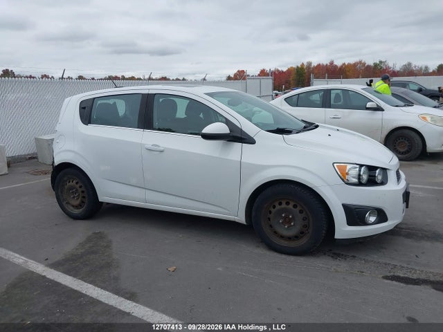 2015 Chevrolet Sonic მანქანა იყიდება აუქციონზე, vin: 1G1JC6SH0F4196548, აუქციონის ნომერი: 12707413