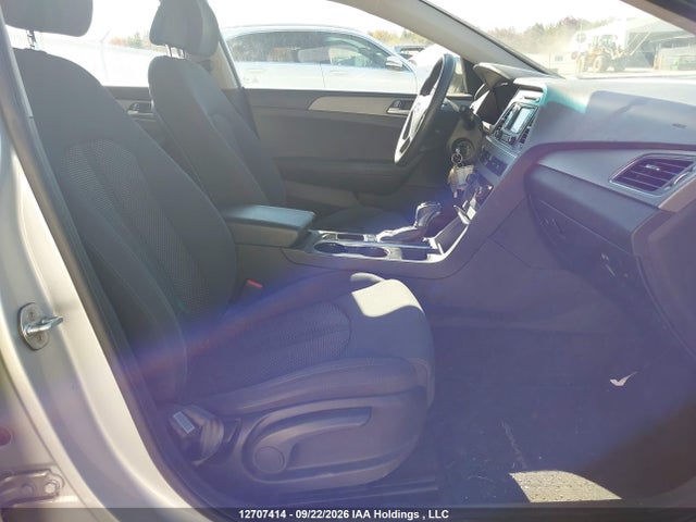 Hyundai SONATA GL 2017 5NPE24AF3HH486005 Image 5