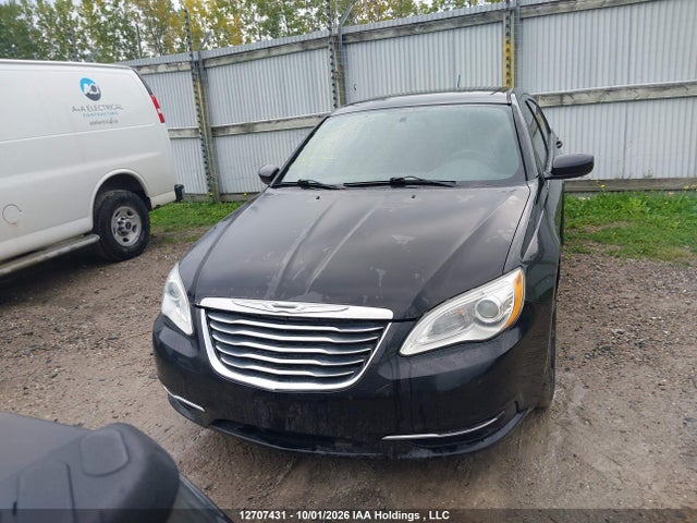 Продаж на аукціоні авто 2014 Chrysler 200 Lx, vin: 1C3CCBAB5EN111836, номер лоту: 12707431