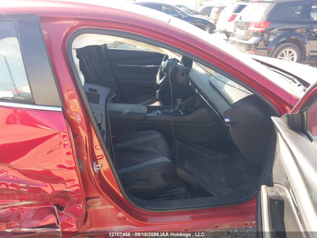 Продаж на аукціоні авто 2019 Mazda 3 Preferred Plus, vin: JM1BPALM9K1147164, номер лоту: 12707456